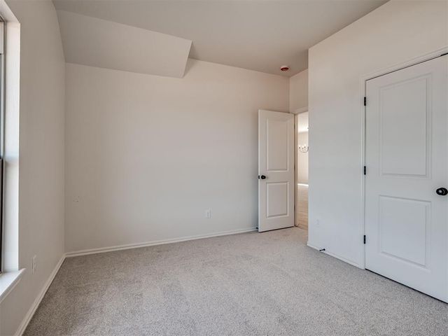 1983 Twin Spires Trail, Blanchard, OK 73010