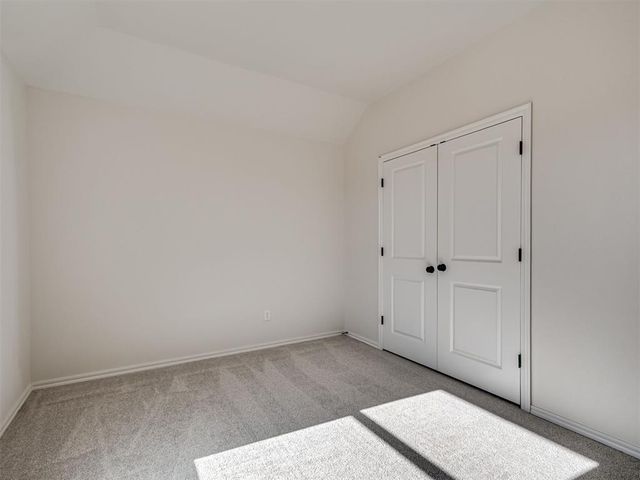 1983 Twin Spires Trail, Blanchard, OK 73010