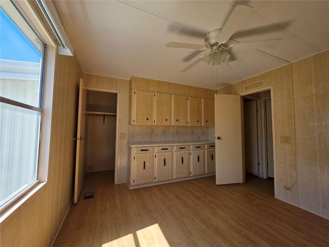 1227 NASSAU CIRCLE, Tavares, FL 32778