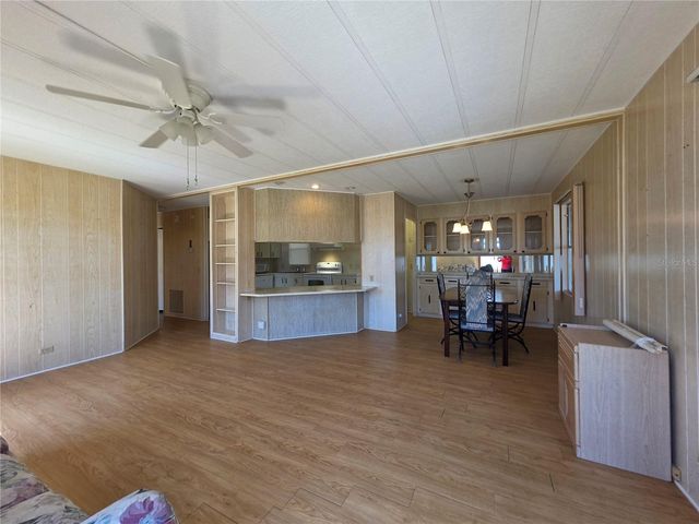 1227 NASSAU CIRCLE, Tavares, FL 32778