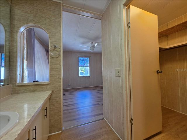 1227 NASSAU CIRCLE, Tavares, FL 32778