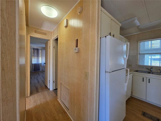 1227 NASSAU CIRCLE, Tavares, FL 32778