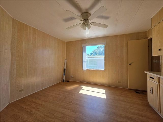 1227 NASSAU CIRCLE, Tavares, FL 32778