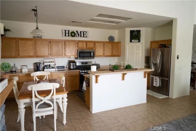 13018 Camden Lane, Victorville, CA 92392