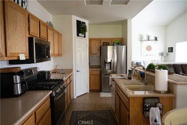 13018 Camden Lane, Victorville, CA 92392