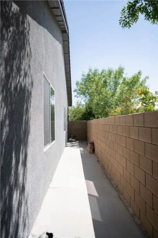 13018 Camden Lane, Victorville, CA 92392