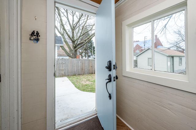 813 Michigan Avenue, St. Joseph City, MI 49085