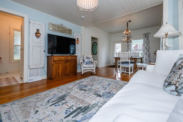 813 Michigan Avenue, St. Joseph City, MI 49085