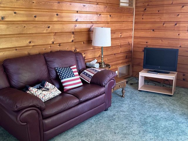 N10650 Chief Kuno Trail, Fox Lake, WI 53933