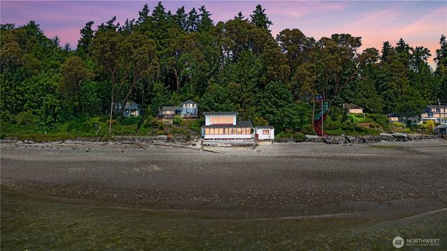 24186 Vashon Highway SW, Vashon, WA 98070