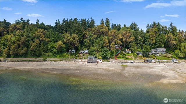 24186 Vashon Highway SW, Vashon, WA 98070