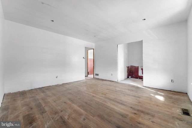 7713 JASON PL, Philadelphia, PA 19153