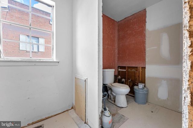 7713 JASON PL, Philadelphia, PA 19153