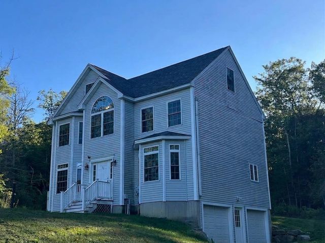 79 Coachman Drive, Barrington, NH 03825