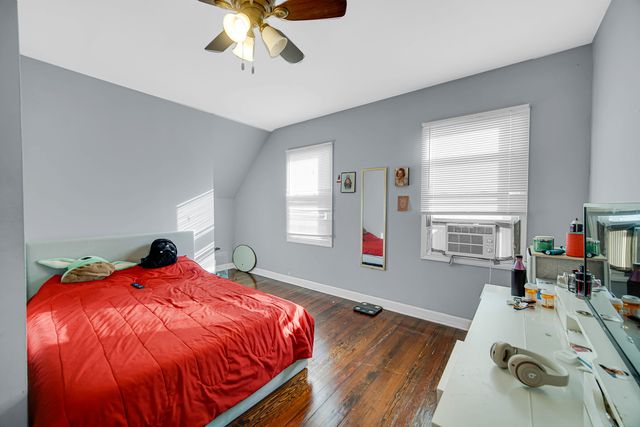 310 S 2ND Avenue, Maywood, IL 60153