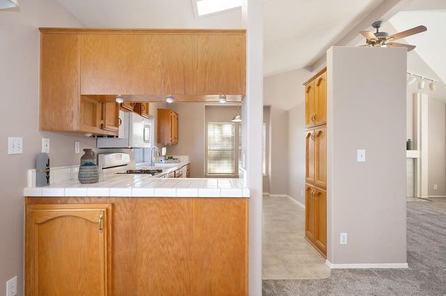 7423 Kalamazoo Dr, Citrus Heights, CA 95610