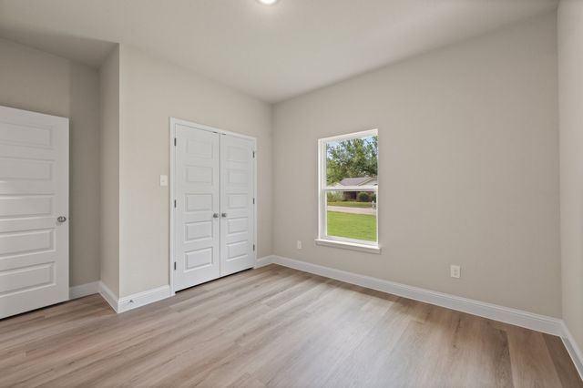 702 Scudder Street, Cleburne, TX 76033
