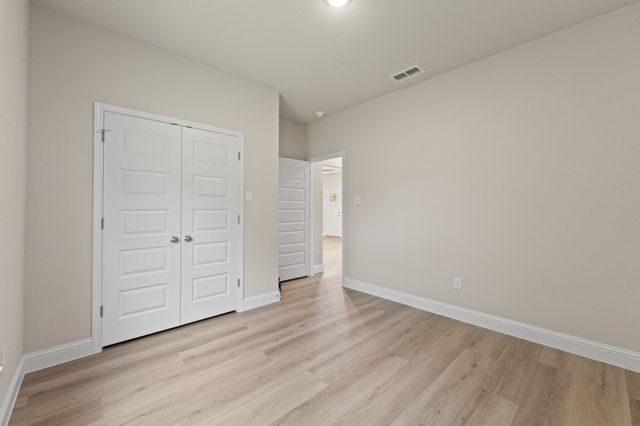 702 Scudder Street, Cleburne, TX 76033