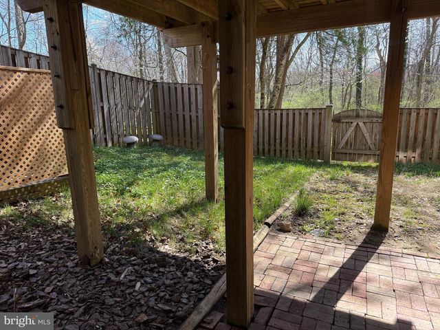 8318 UXBRIDGE CT, Springfield, VA 22151