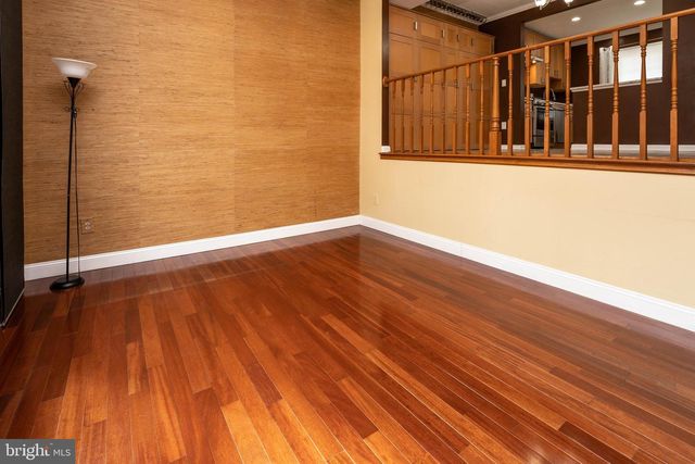 8318 UXBRIDGE CT, Springfield, VA 22151