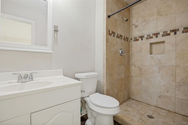 8914 Vernon Drive, Rowlett, TX 75088