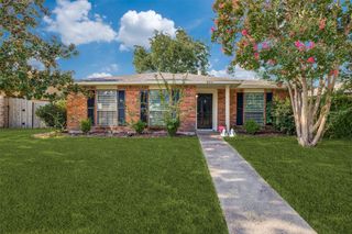 8914 Vernon Drive, Rowlett, TX 75088