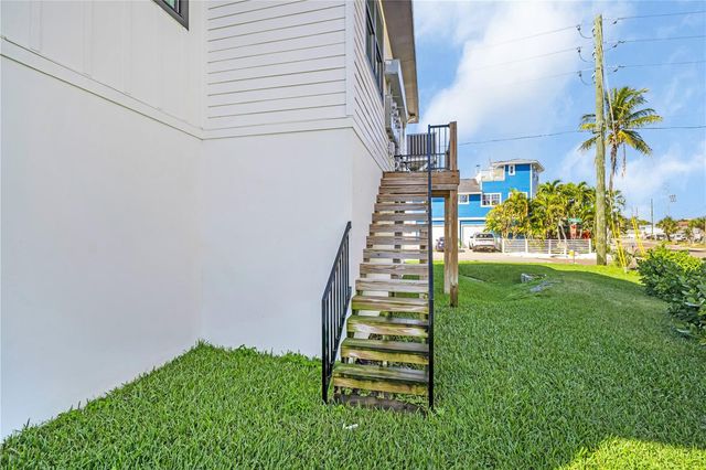 187 145TH AVENUE E 4, Madeira Beach, FL 33708