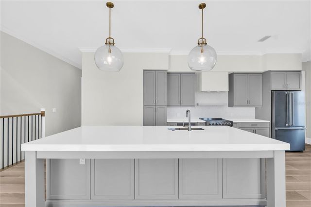 187 145TH AVENUE E 4, Madeira Beach, FL 33708