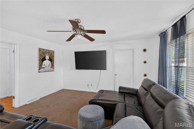 14010 Sunland Drive, Florissant, MO 63034