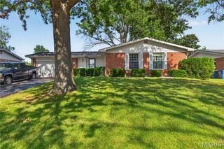 14010 Sunland Drive, Florissant, MO 63034