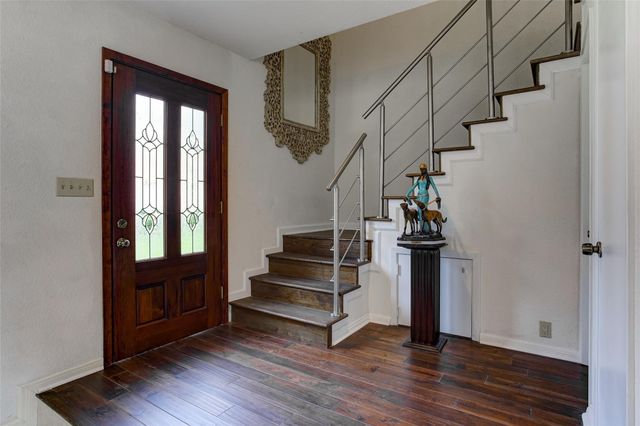 2323 Augusta Drive 30, Houston, TX 77057