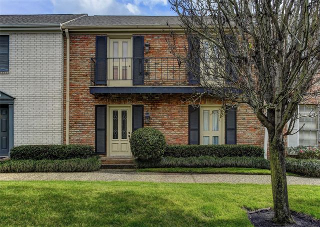 2323 Augusta Drive 30, Houston, TX 77057