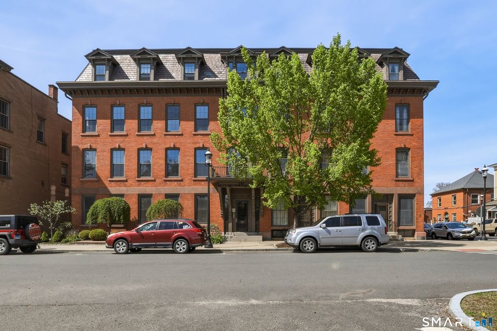 130 Main Street 3A, Canton, CT 06019