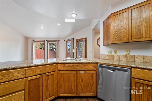 6615 W Limelight Dr, Boise, ID 83714