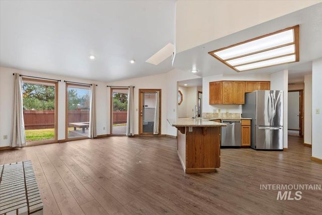 6615 W Limelight Dr, Boise, ID 83714