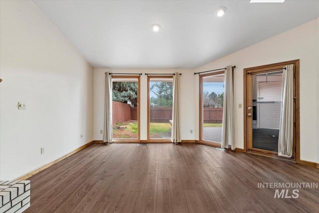 6615 W Limelight Dr, Boise, ID 83714