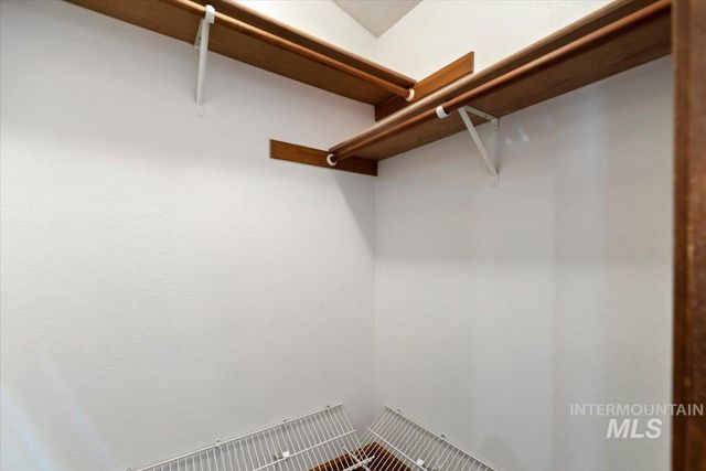 6615 W Limelight Dr, Boise, ID 83714