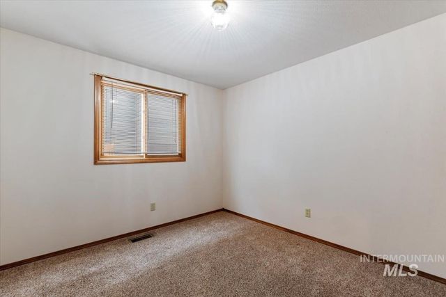 6615 W Limelight Dr, Boise, ID 83714