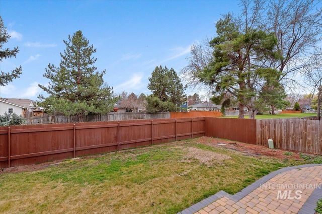 6615 W Limelight Dr, Boise, ID 83714