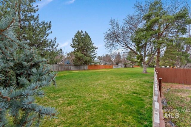 6615 W Limelight Dr, Boise, ID 83714
