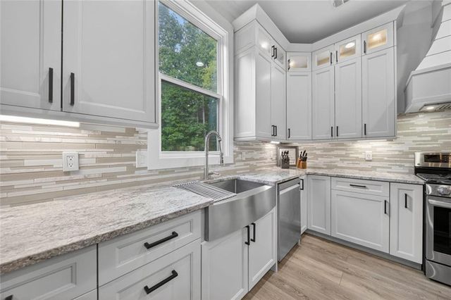 1260 Old Victron School Road, Hoschton, GA 30548
