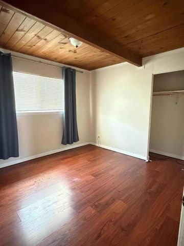 1300 Linwood Drive, Salinas, CA 93906