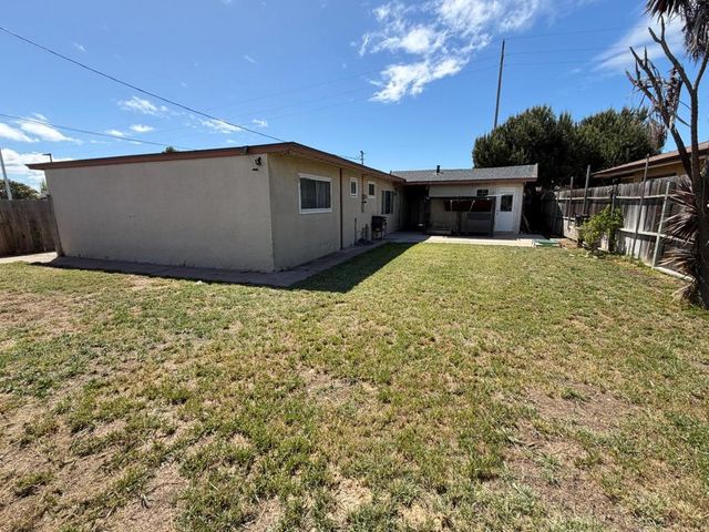 1300 Linwood Drive, Salinas, CA 93906