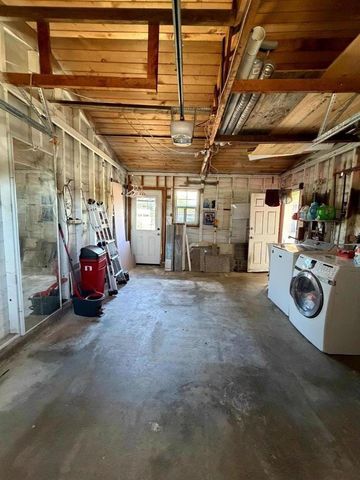 1300 Linwood Drive, Salinas, CA 93906