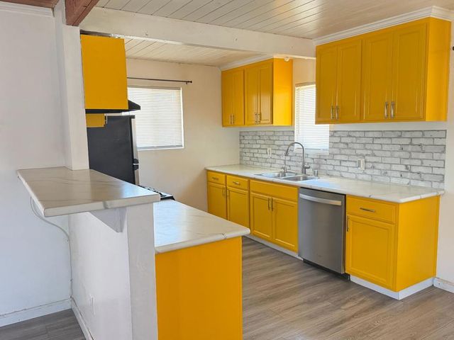1300 Linwood Drive, Salinas, CA 93906