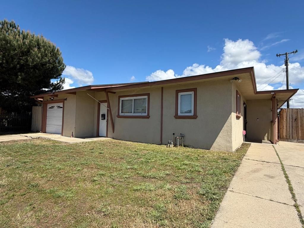 1300 Linwood Drive, Salinas, CA 93906