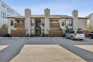 1503 N Garrett Avenue 111, Dallas, TX 75206