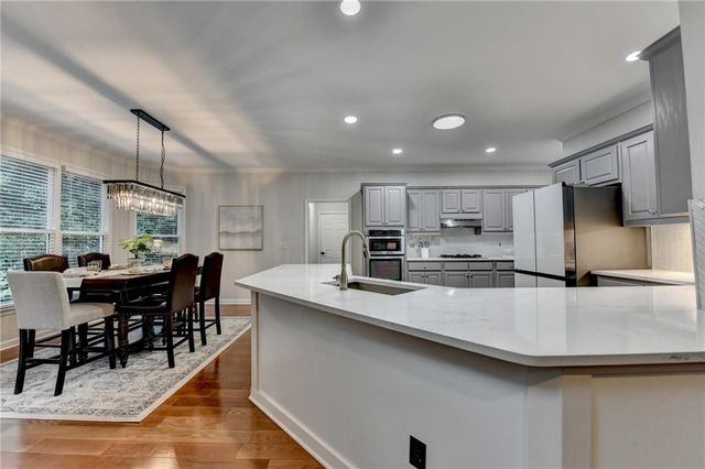 10783 Glenleigh Drive, Johns Creek, GA 30097