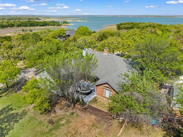 3716 Oakwood Drive, Grapevine, TX 76051