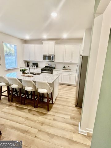 1827 Kingsmere Run Drive, Loganville, GA 30052